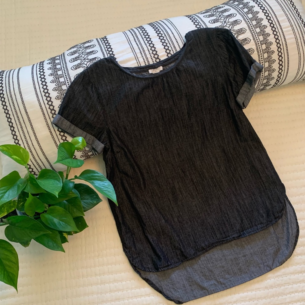 Short Sleeve Chambray Top